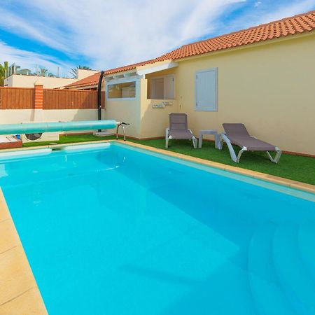 Private Villa With Heated Pool & Terrace See View Коралео Екстериор снимка